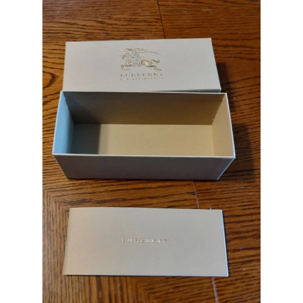 BURBERRY Sunglasses Gift Box‎ and Booklet EMPTY BOX EUC